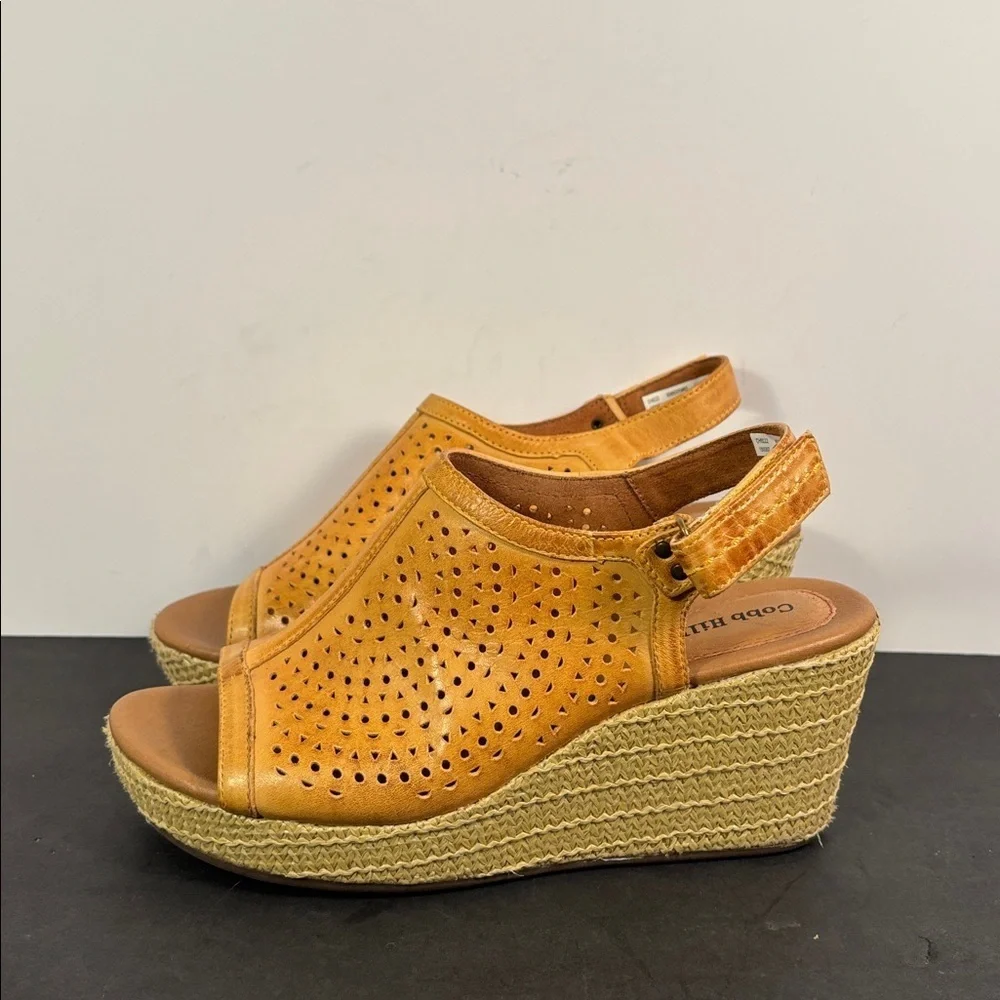 Cobb Hill Tan Leather Perforated Slingback Wedge Sandals Women’s 8
